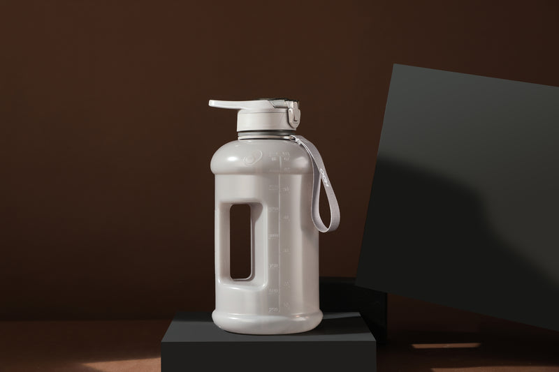 Ash Gray- H2O Capsule INSPO Half Gallon Water Bottle with Time Marker and Straw